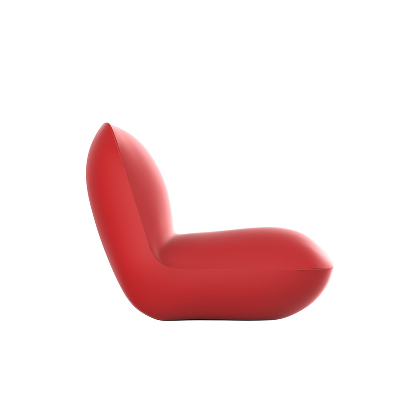 PILLOW LOUNGE CHAIR