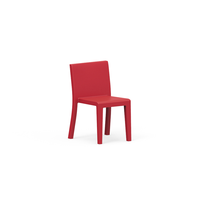 JUT CHAIR